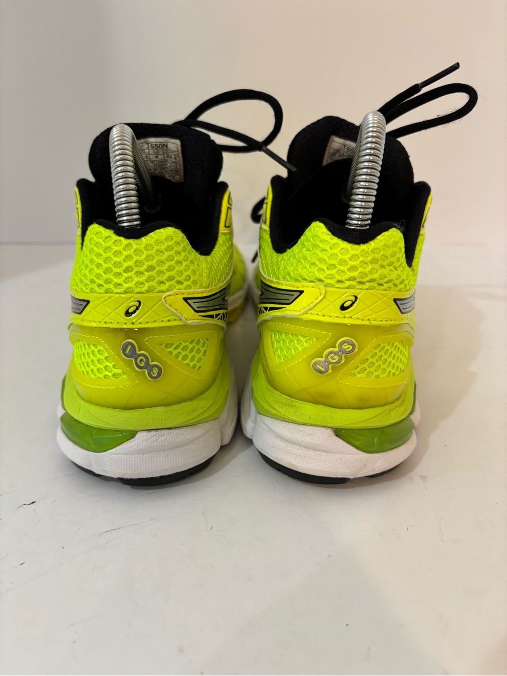 ASICS GT2000 size 8 - Picture 4 of 9